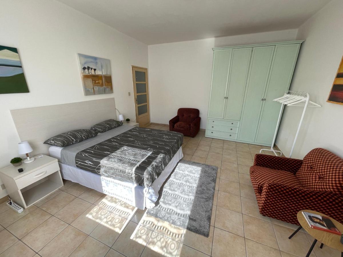 House Of Poet Wide Apartment In The City Center Asti Extérieur photo