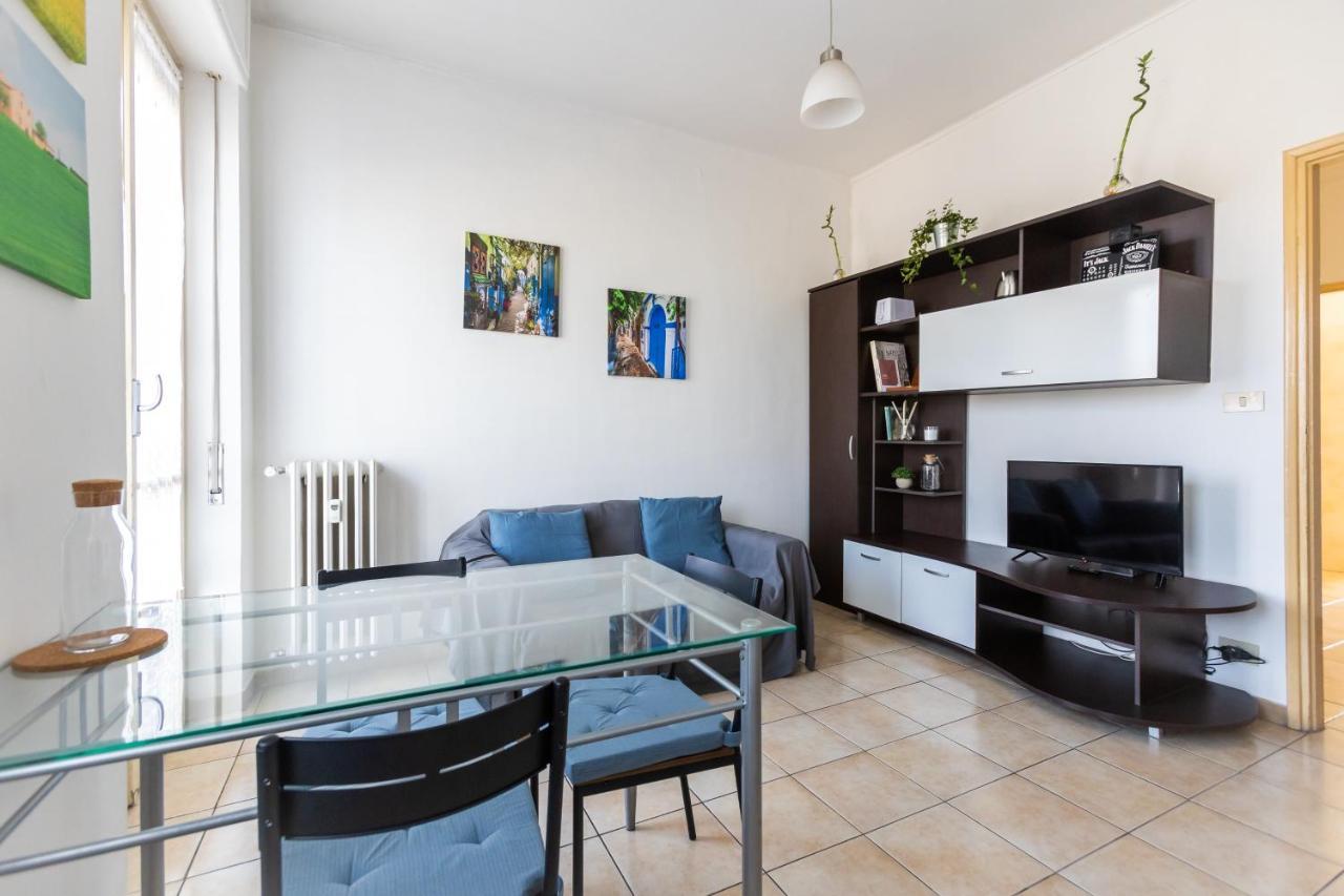 House Of Poet Wide Apartment In The City Center Asti Extérieur photo