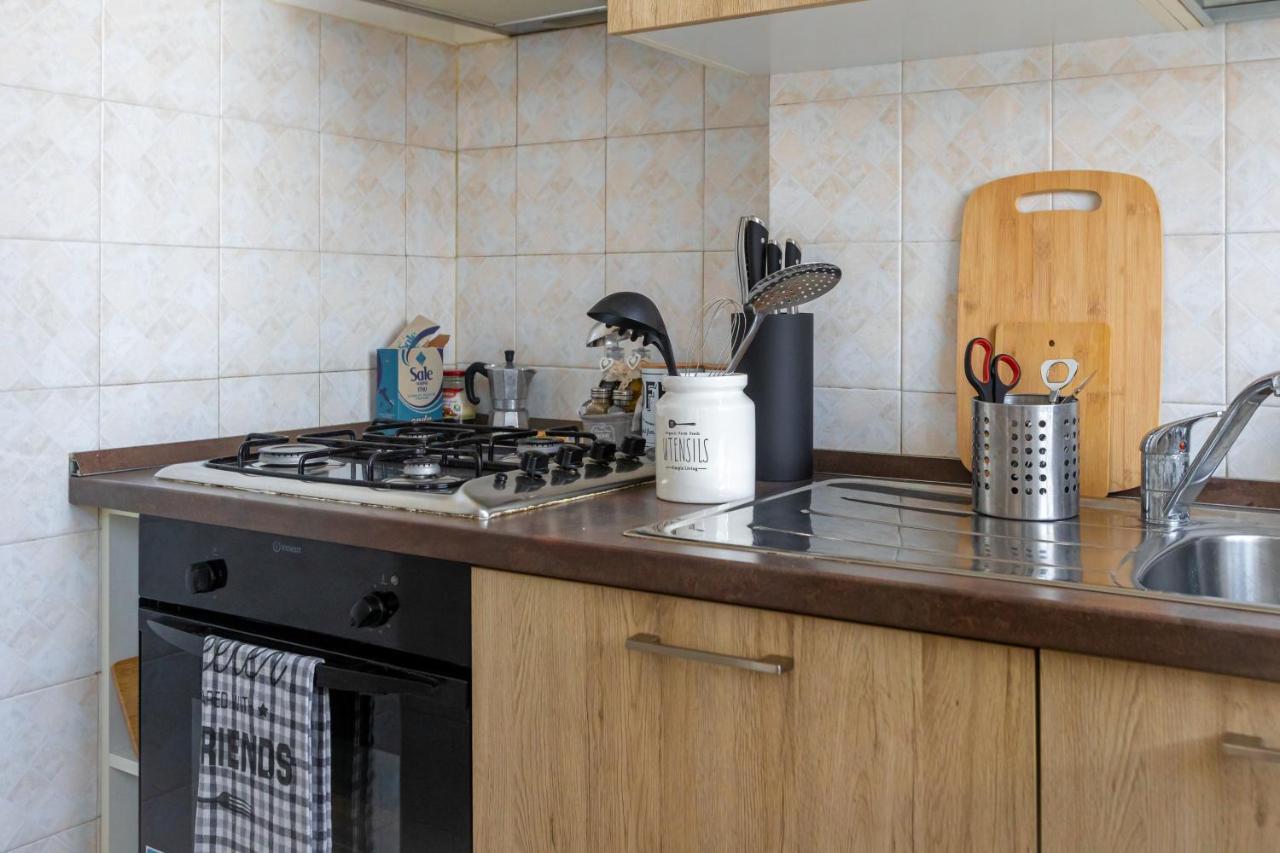 House Of Poet Wide Apartment In The City Center Asti Extérieur photo